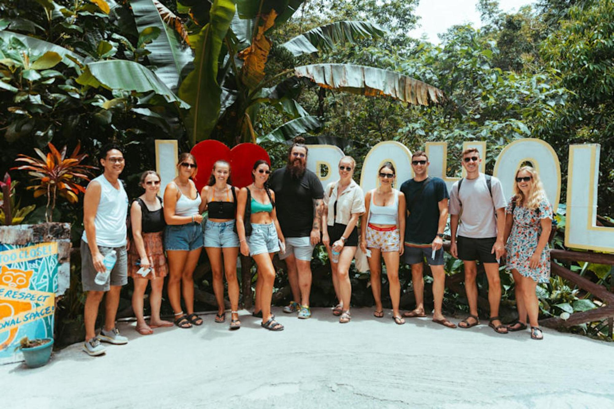 Hostel Mad Monkey Panglao Exterior foto